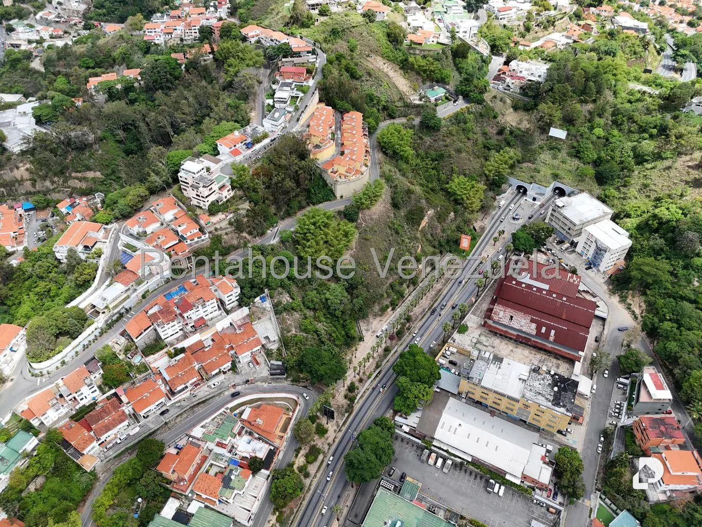 Terreno en La Trinidad, Caracas – 5