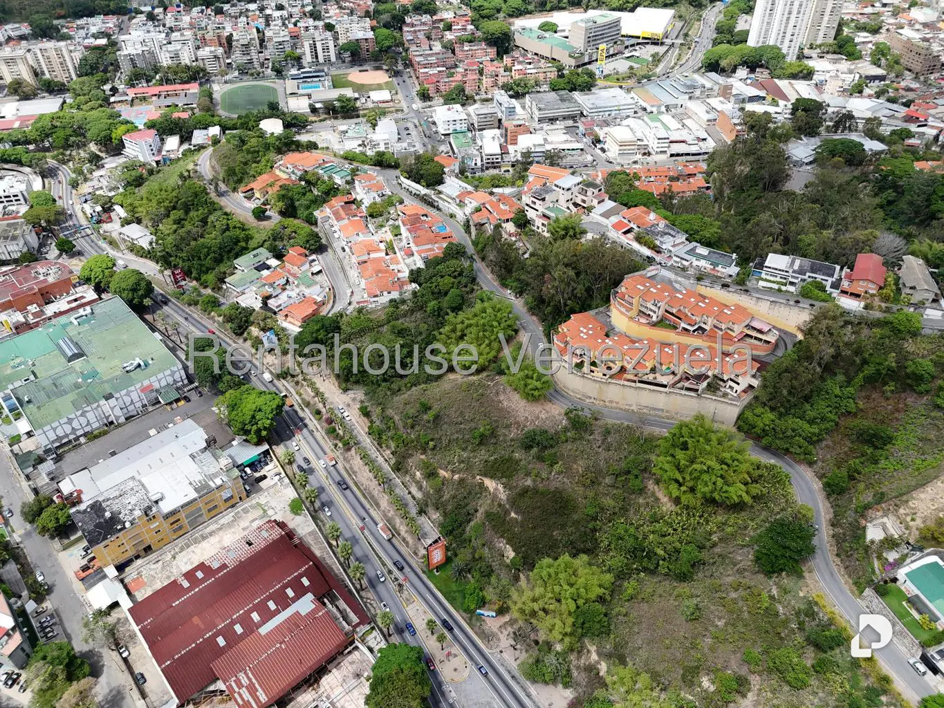 Terreno en La Trinidad, Caracas – 7