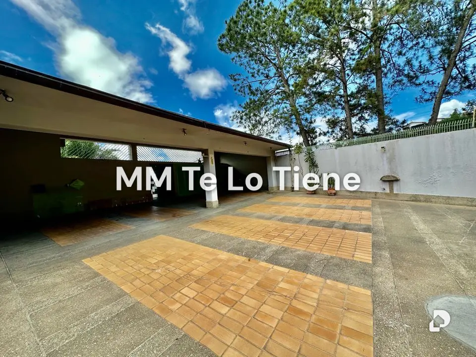 Casa en Cerro Verde, Caracas – 7