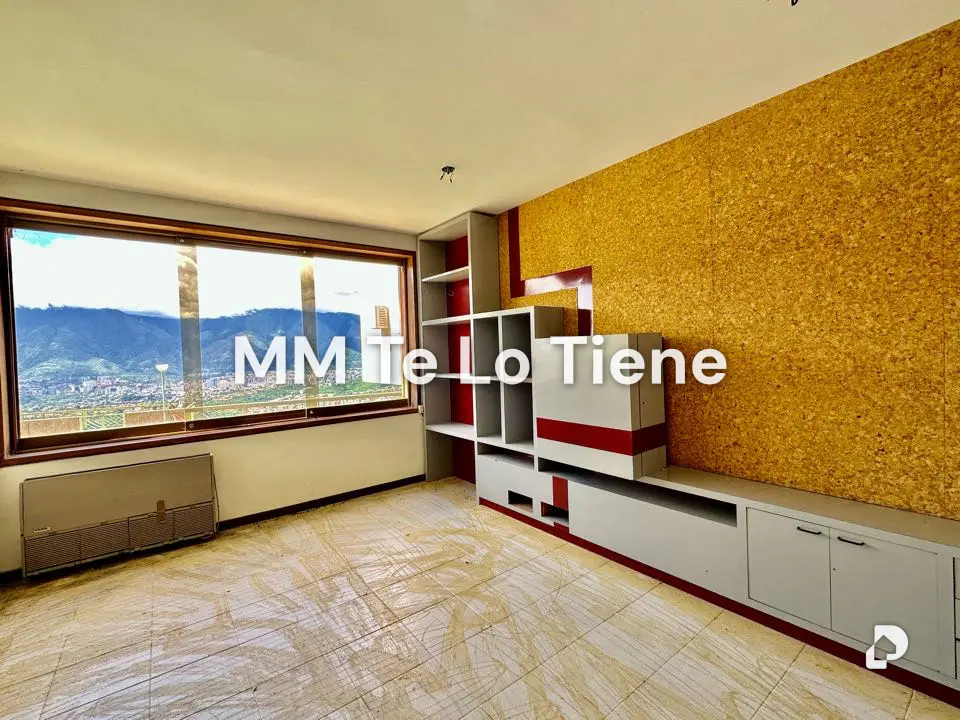 Casa en Cerro Verde, Caracas – 24