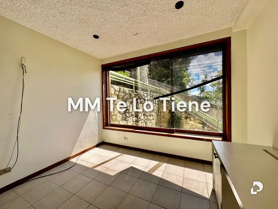 Casa en Cerro Verde, Caracas – 22