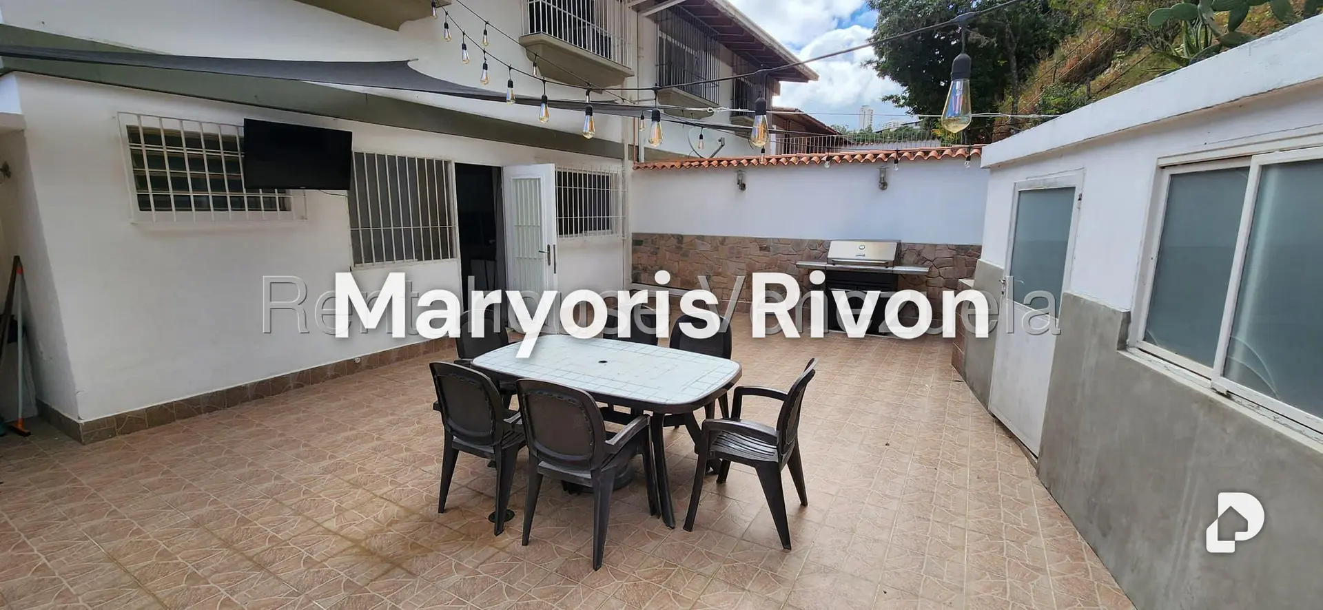 Casa en Alto Prado, Caracas – 24
