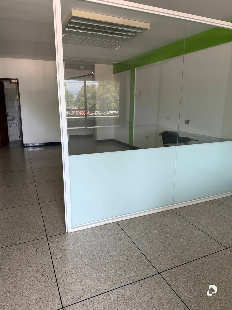Local comercial en Los Robles, Maracaibo – 3