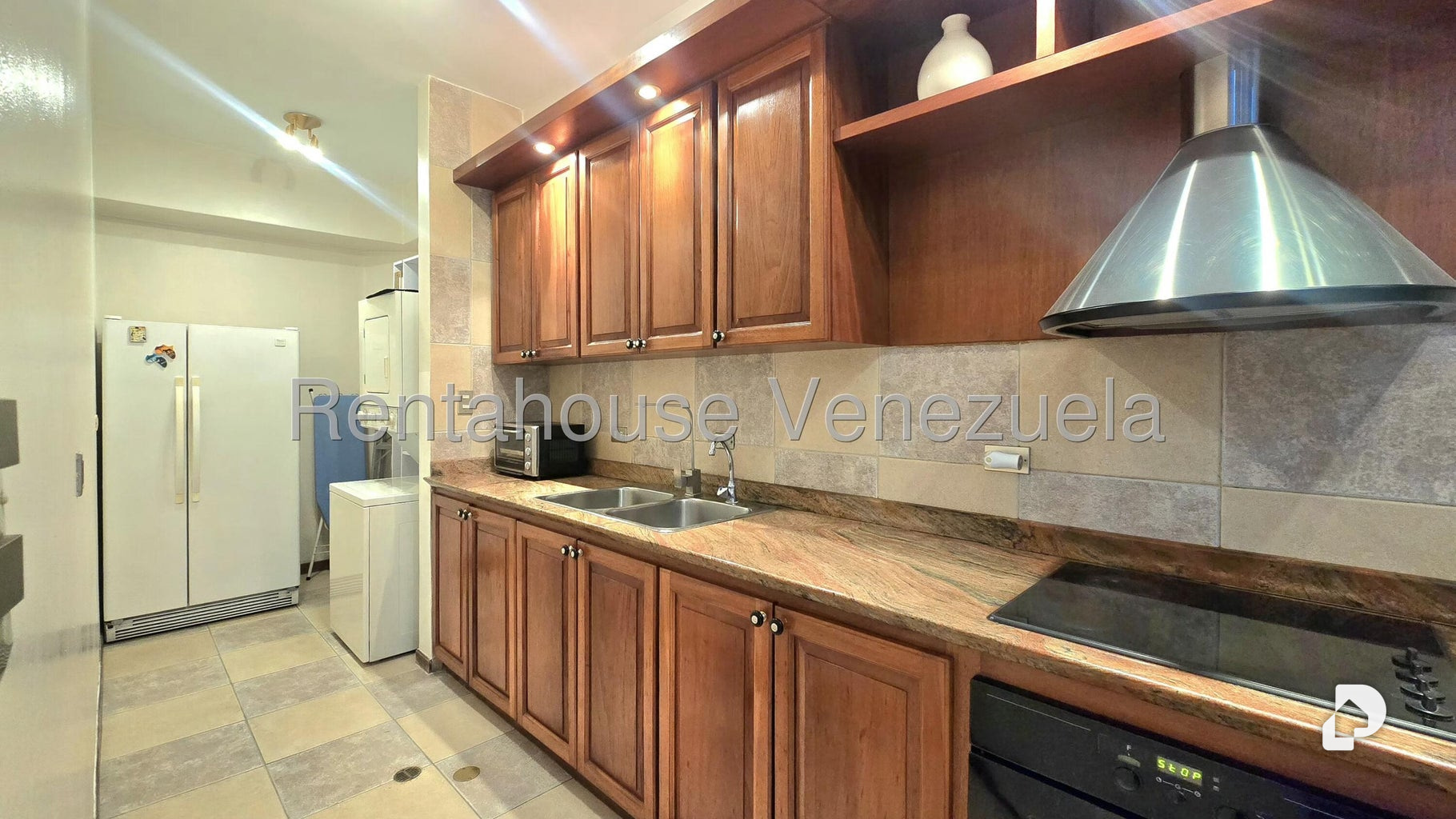 Apartamento en Campo Alegre, Caracas – 8