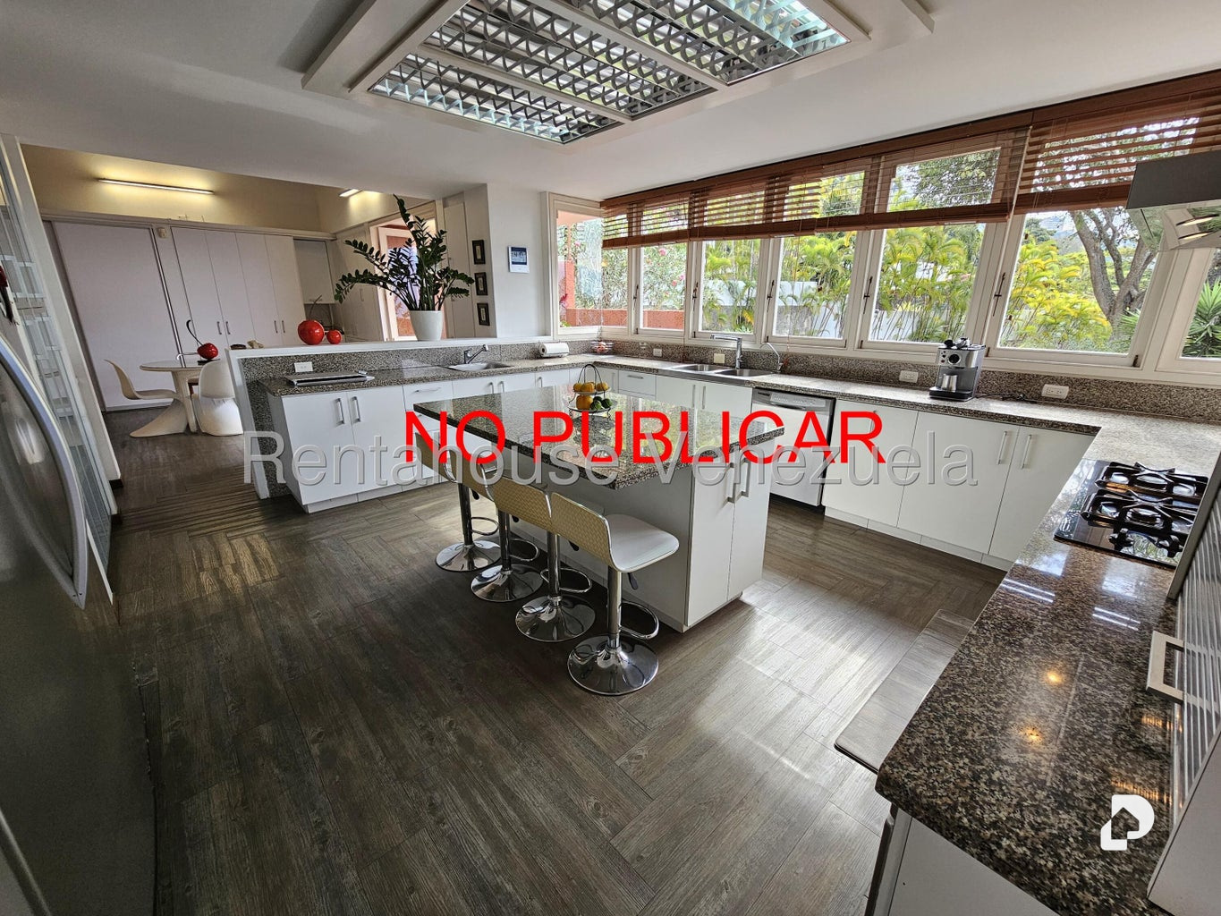Casa en Alto Hatillo, Caracas – 20