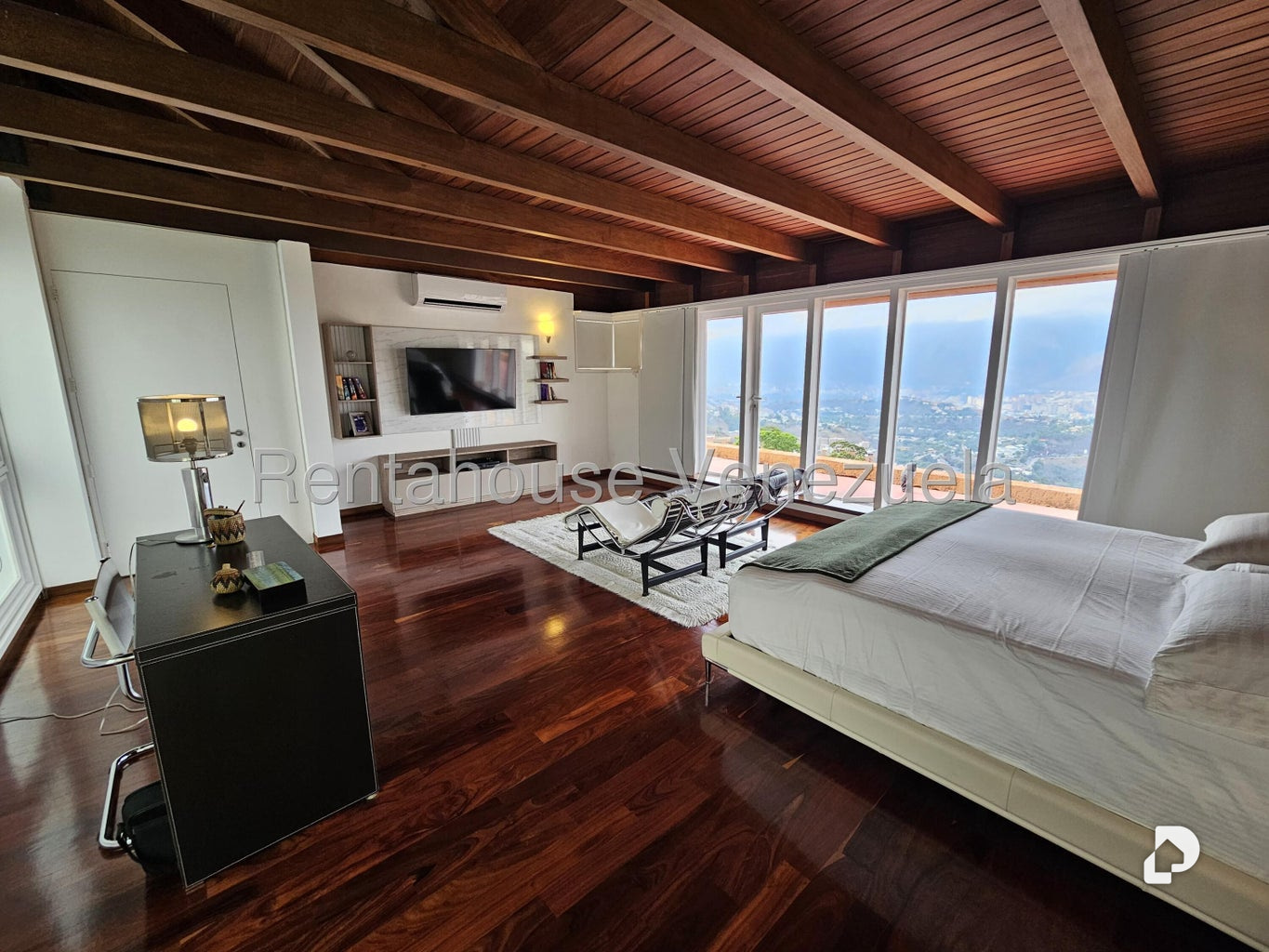 Casa en Alto Hatillo, Caracas – 25
