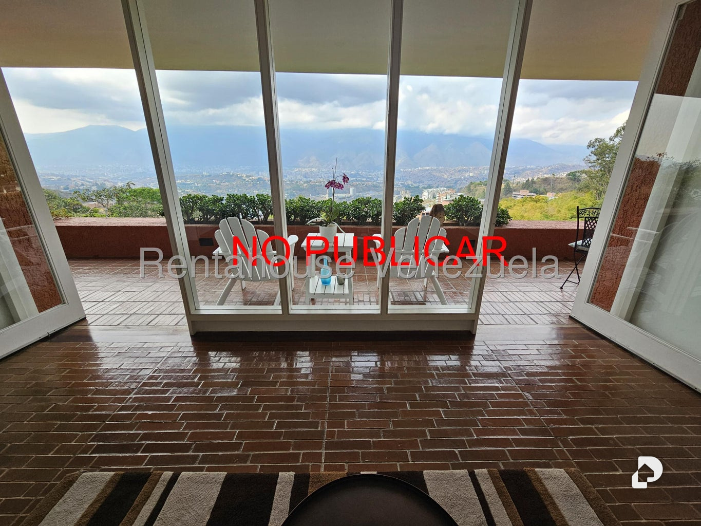 Casa en Alto Hatillo, Caracas – 12