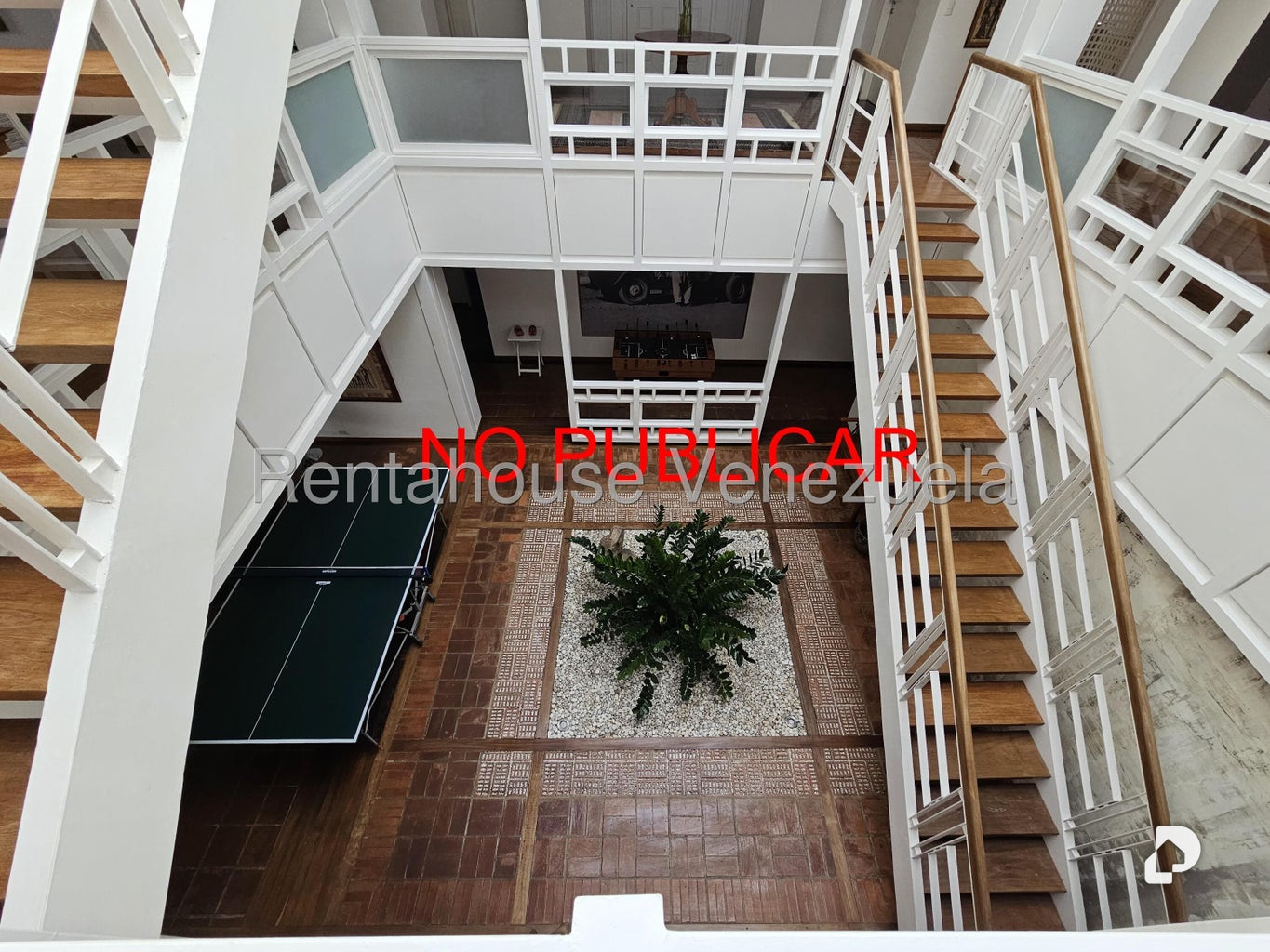 Casa en Alto Hatillo, Caracas – 13