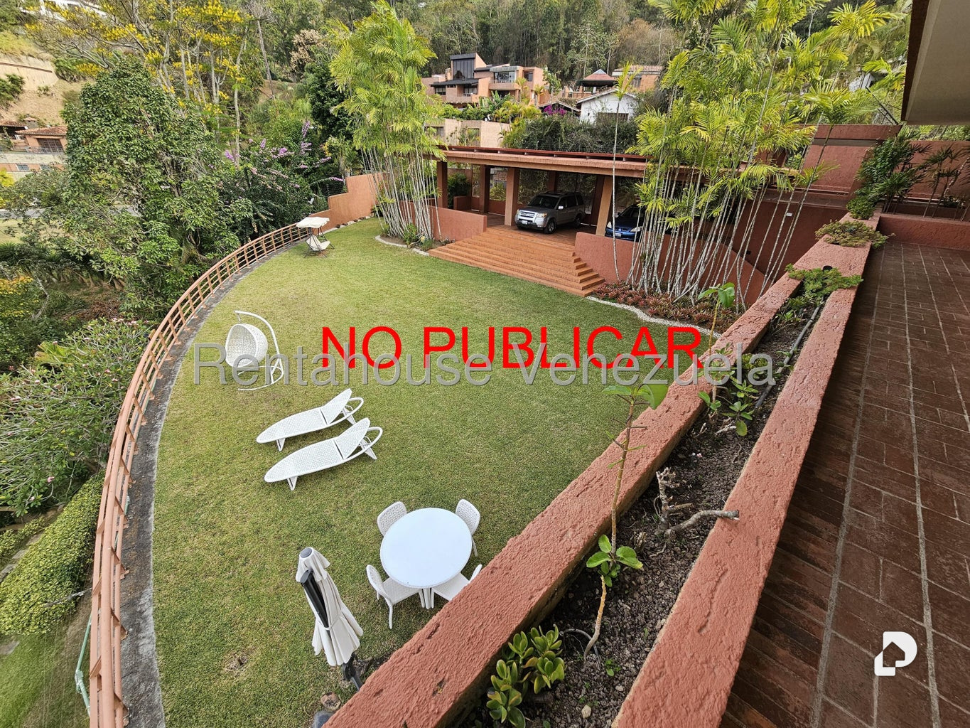 Casa en Alto Hatillo, Caracas – 15