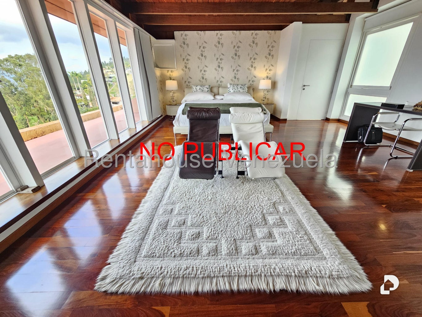 Casa en Alto Hatillo, Caracas – 24