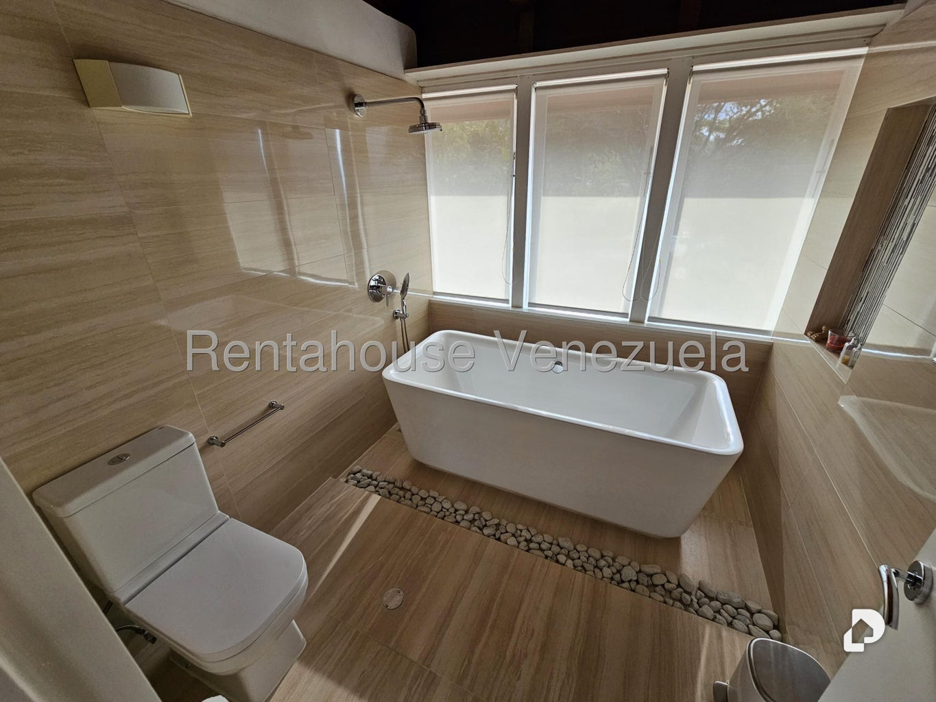 Casa en Alto Hatillo, Caracas – 28