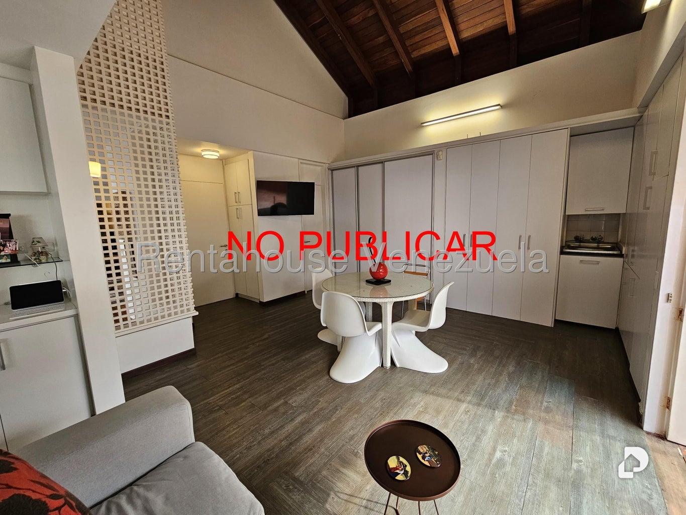 Casa en Alto Hatillo, Caracas – 21