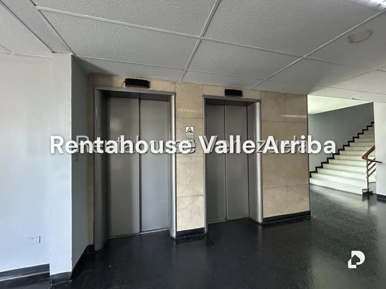 Office in La Castellana, Caracas – 4