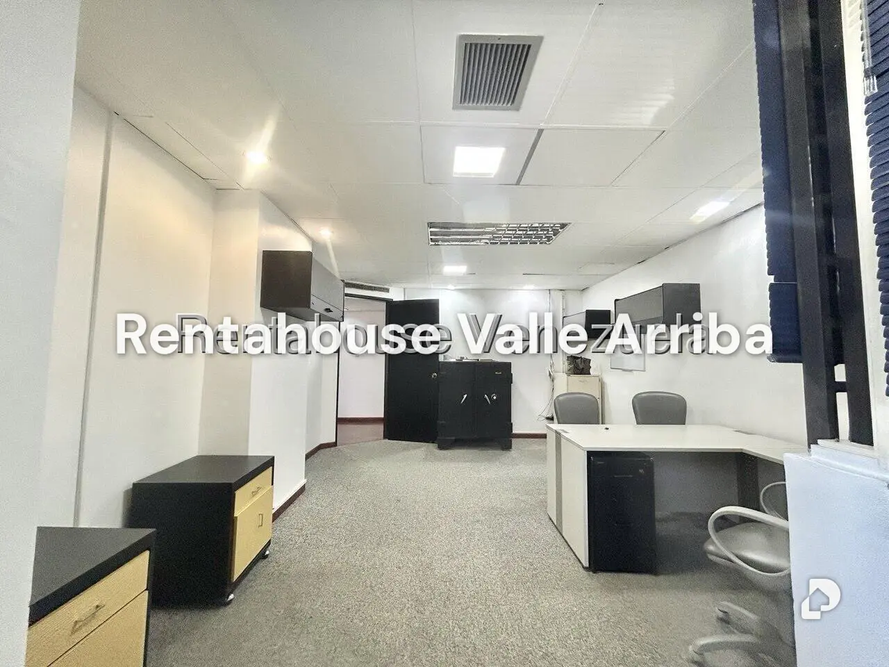 Office in La Castellana, Caracas – 20