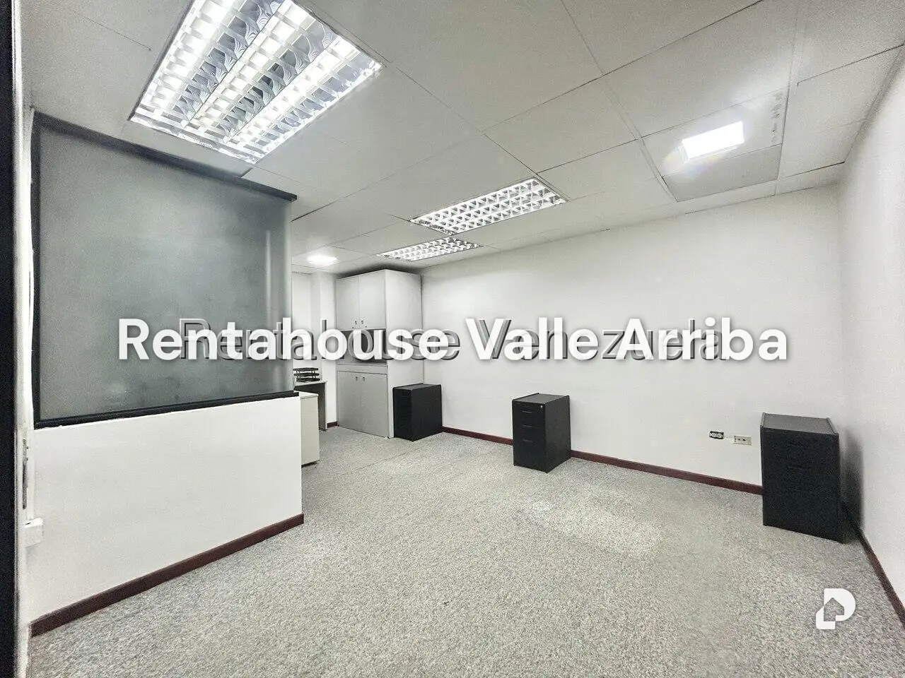 Office in La Castellana, Caracas – 25
