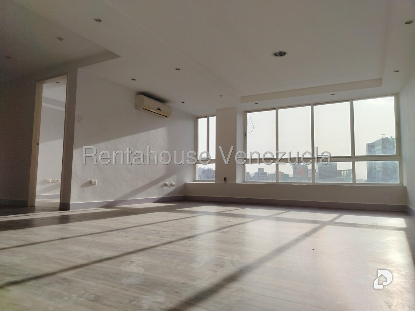 Apartamento en Altamira, Caracas – 1
