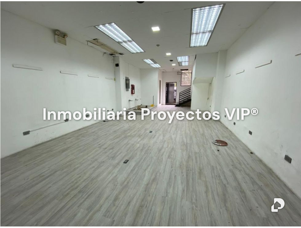 Local comercial en La Urbina, Caracas – 2