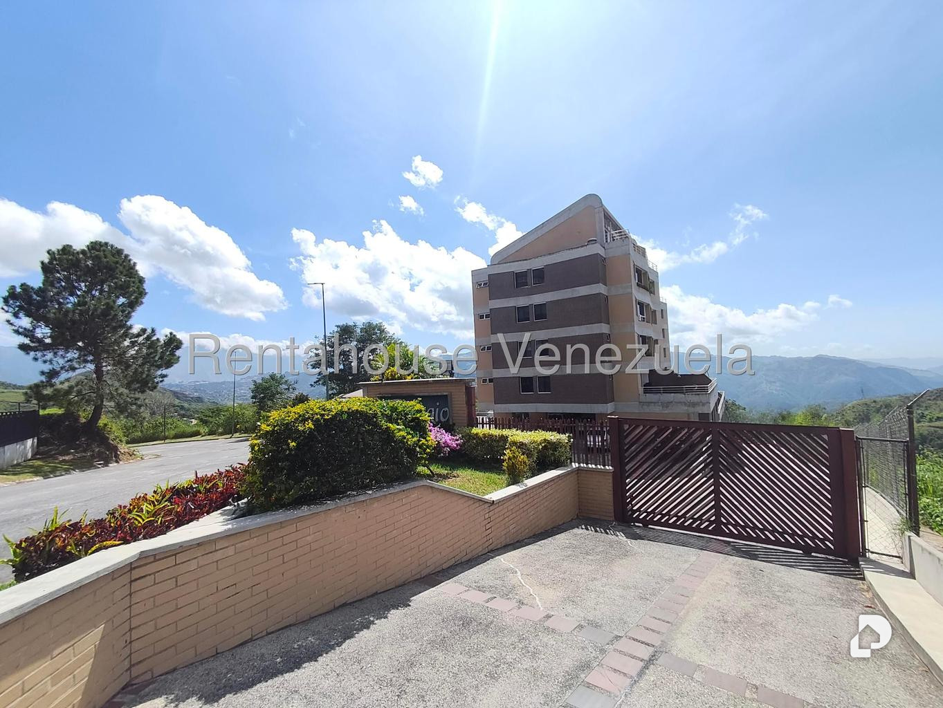 Apartamento en La Lagunita Country Club, Caracas – 1