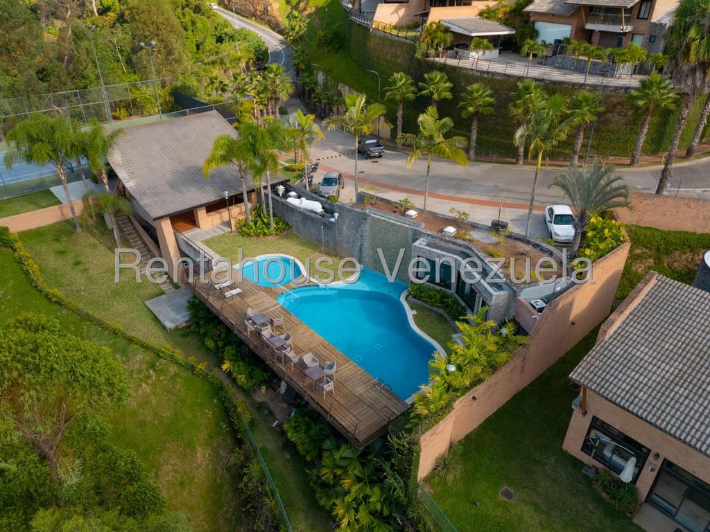 Casa en Alto Hatillo, Caracas - 1