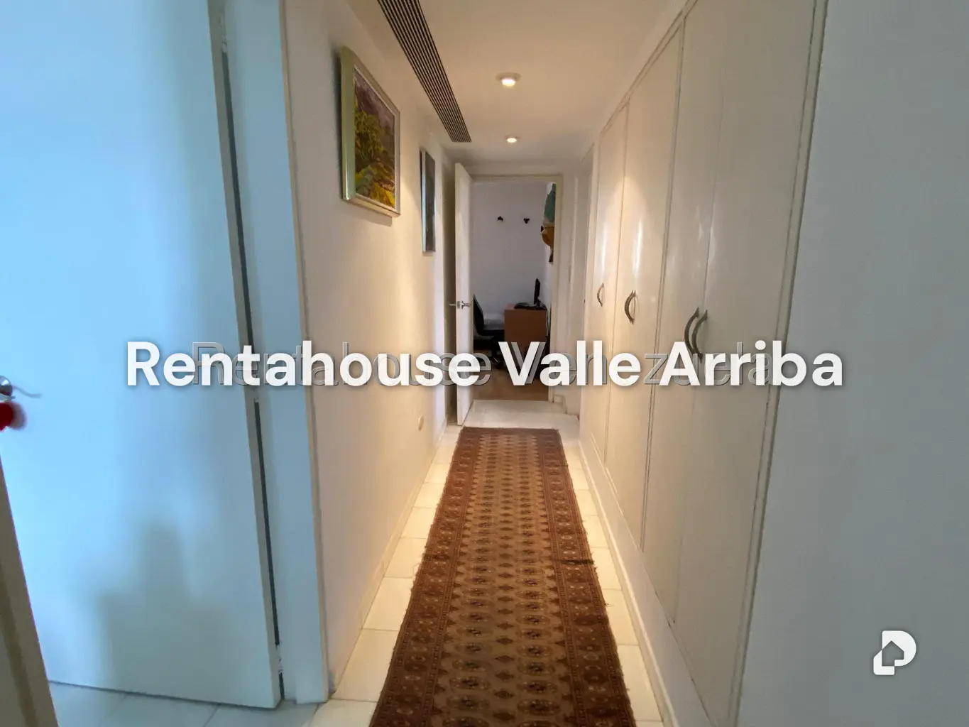Apartamento en Las Mercedes, Caracas – 12