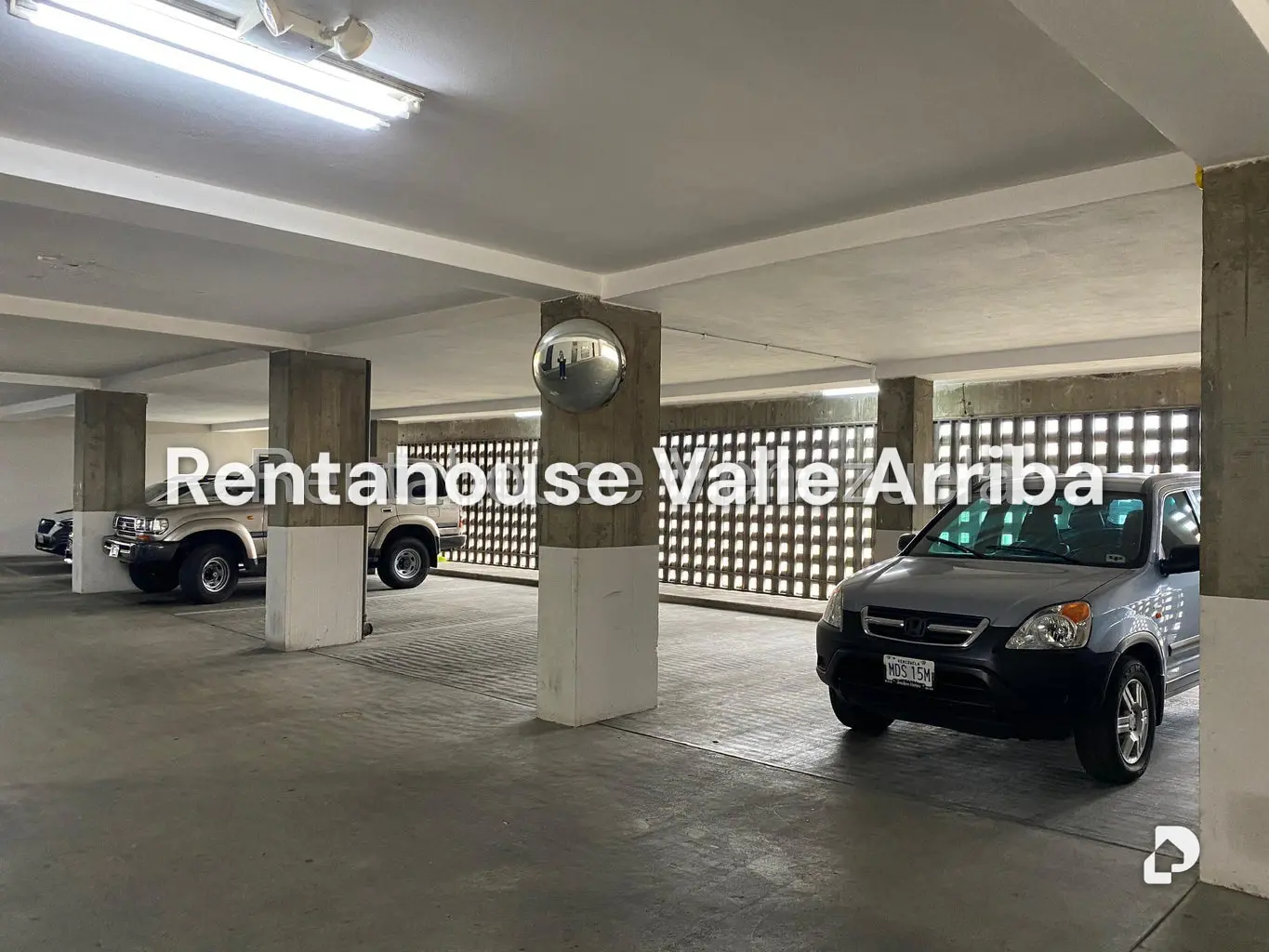Apartamento en Las Mercedes, Caracas – 24