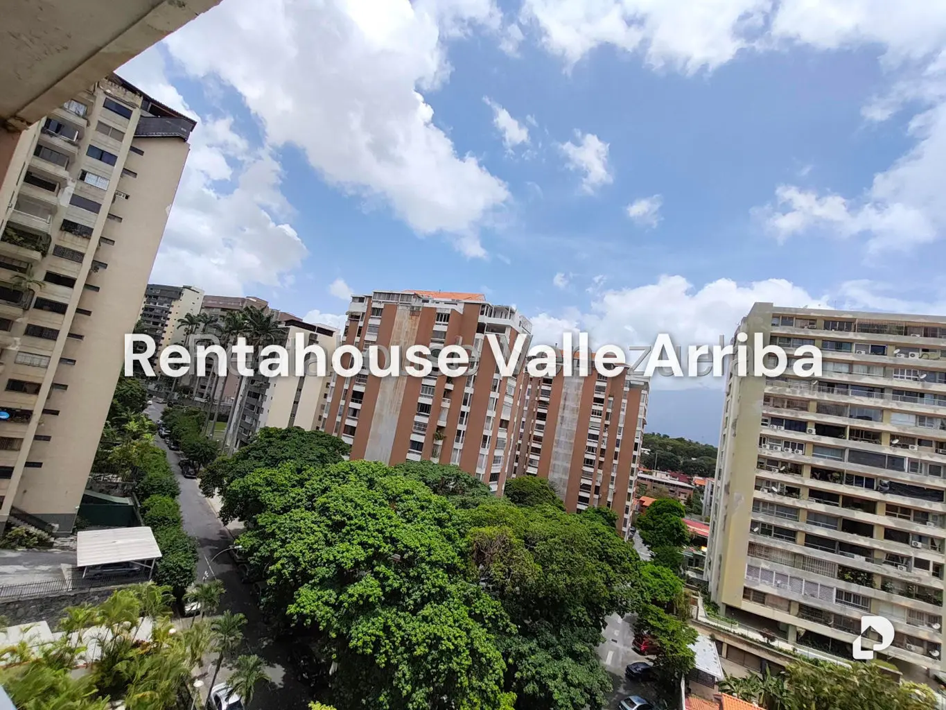 Apartamento en Santa Fe Sur, Caracas – 12