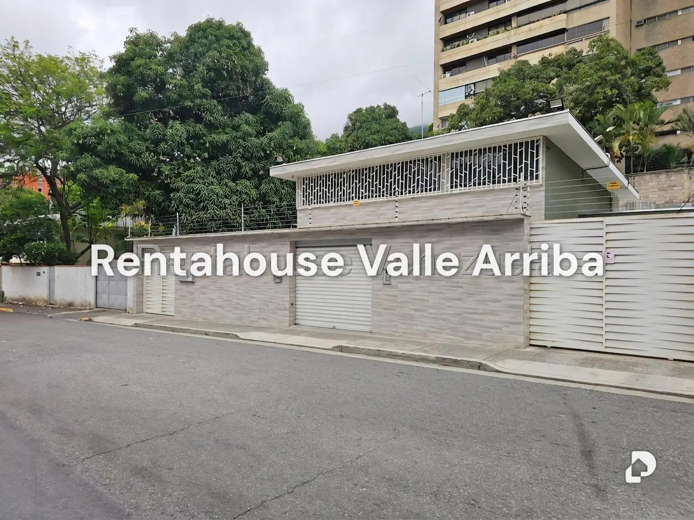 Local comercial en Santa Eduvigis, Caracas – 1