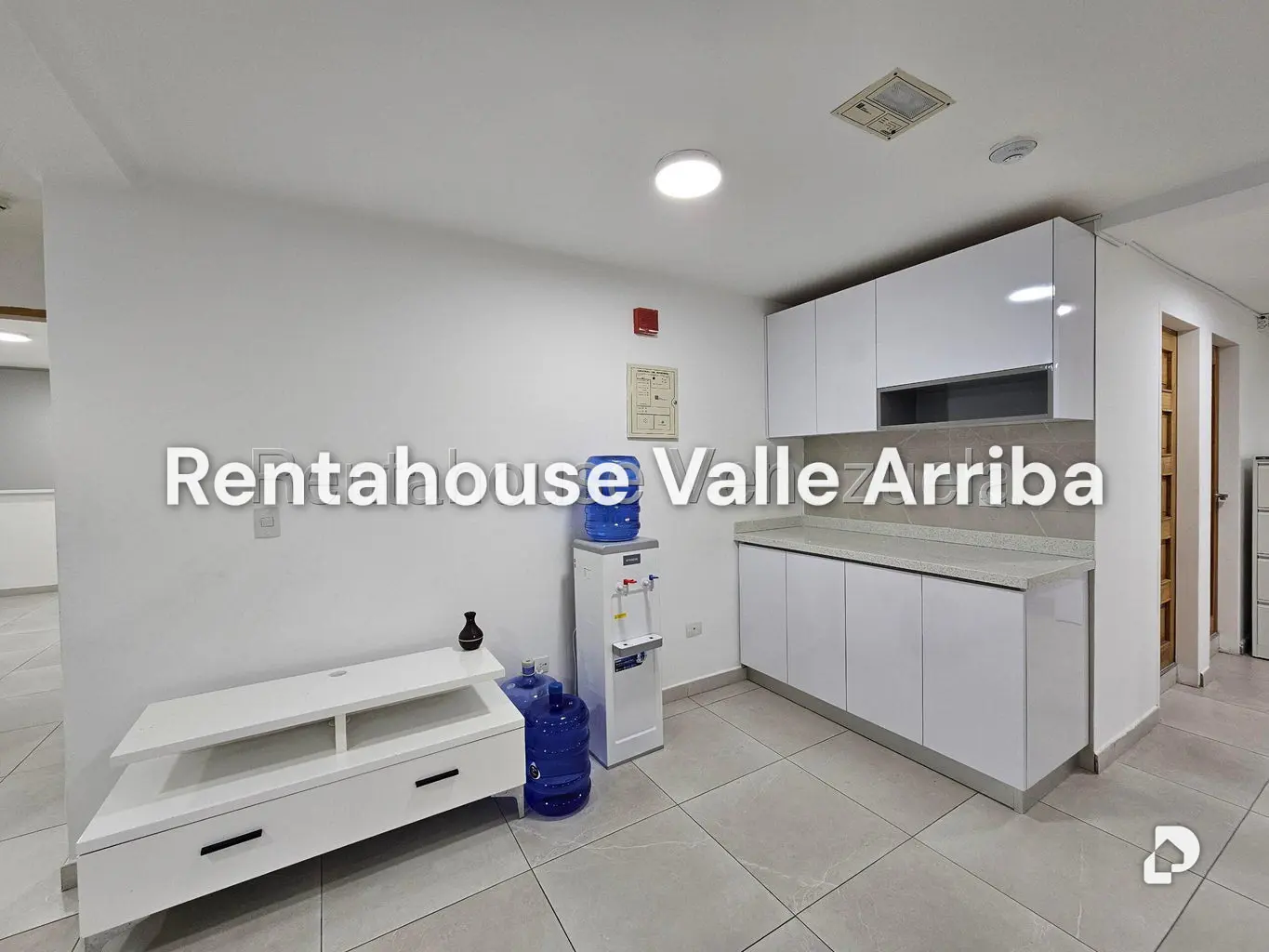Local comercial en Santa Eduvigis, Caracas – 25