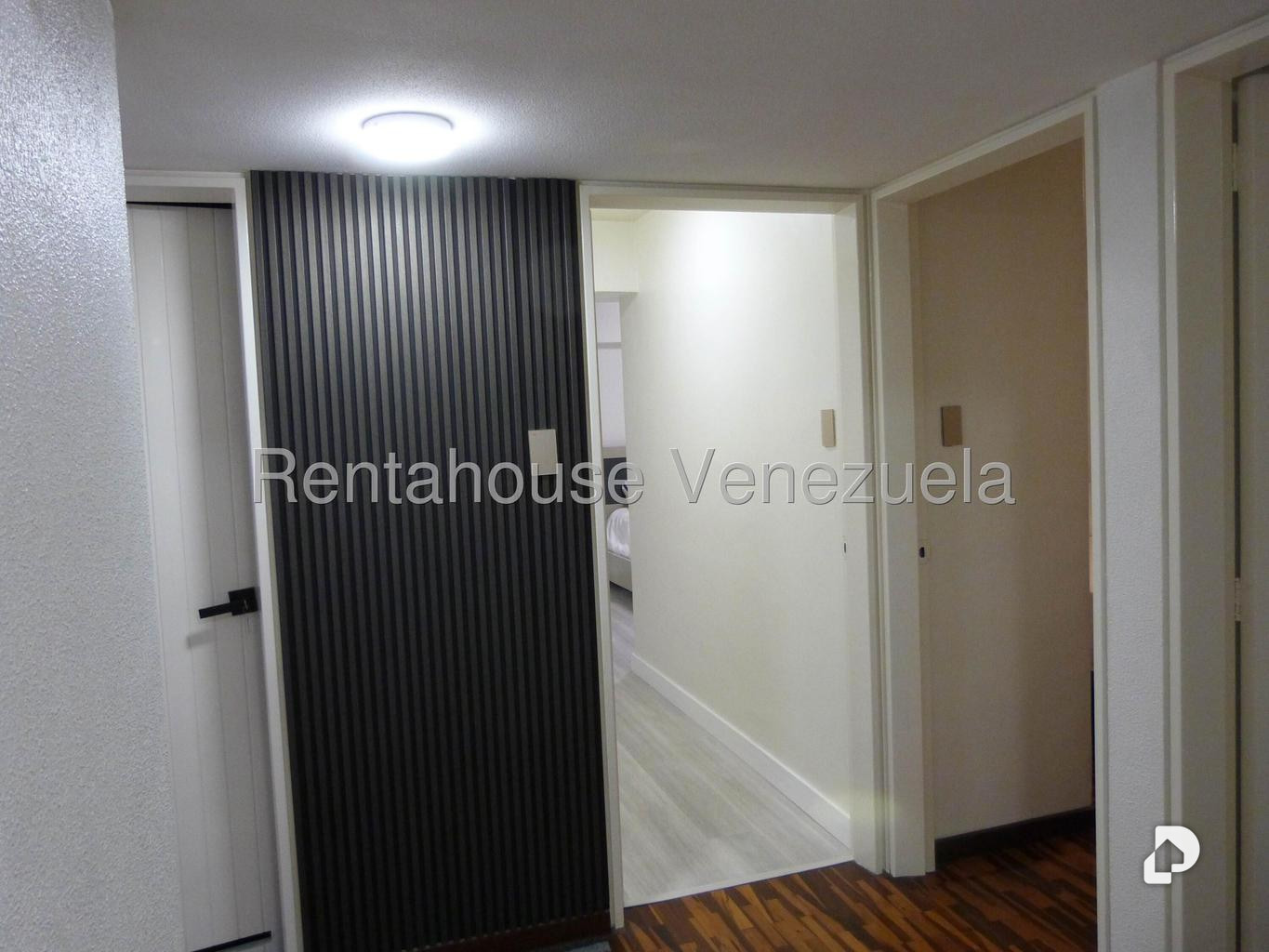 Apartment in Los Dos Caminos, Caracas – 25