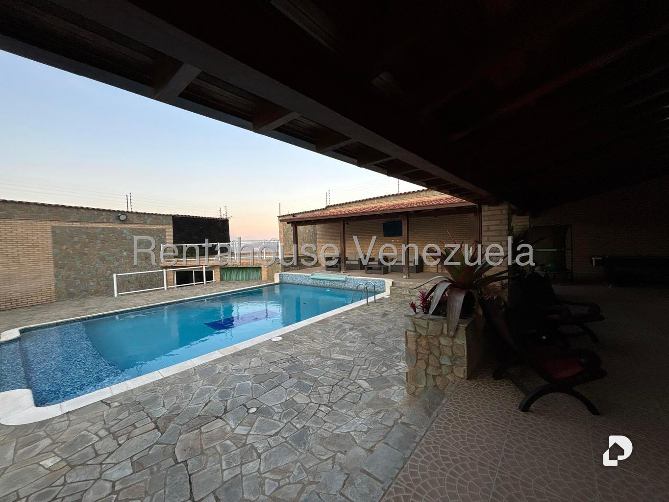 Casa en La Lagunita Country Club, Caracas – 28