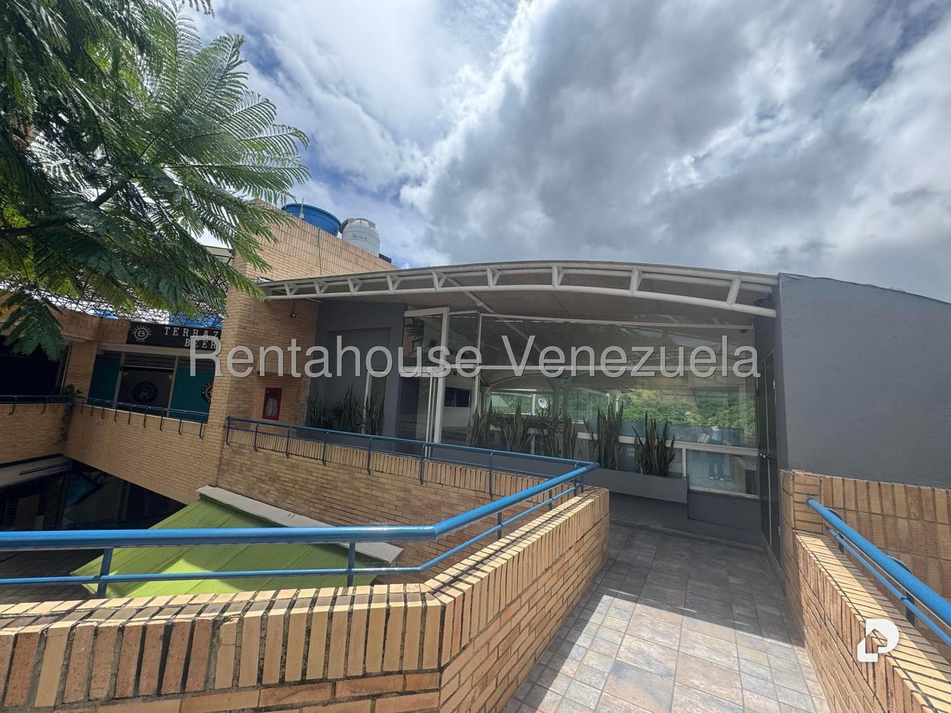 Local comercial en Los Samanes, Caracas – 9