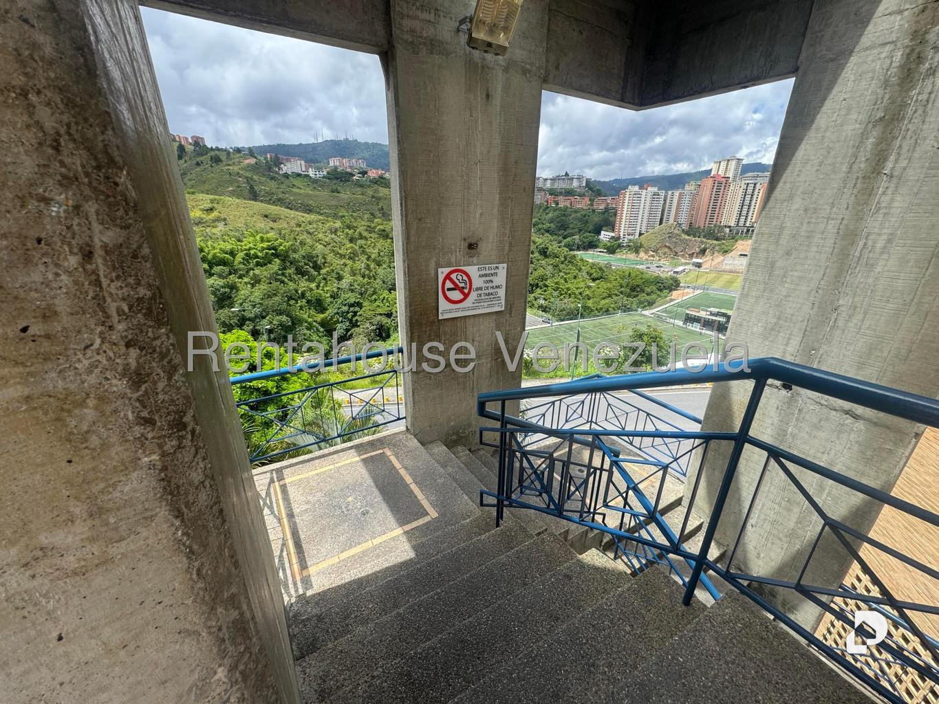 Local comercial en Los Samanes, Caracas – 2