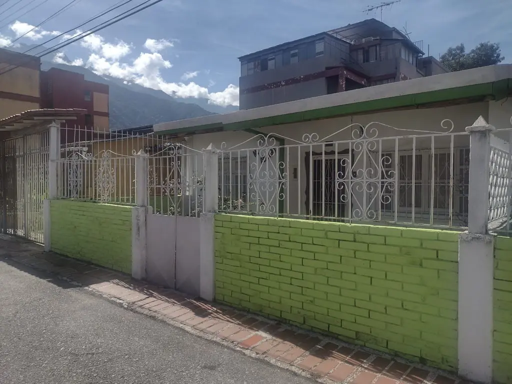 Casa en Parroquia Domingo Peña, Mérida - 1