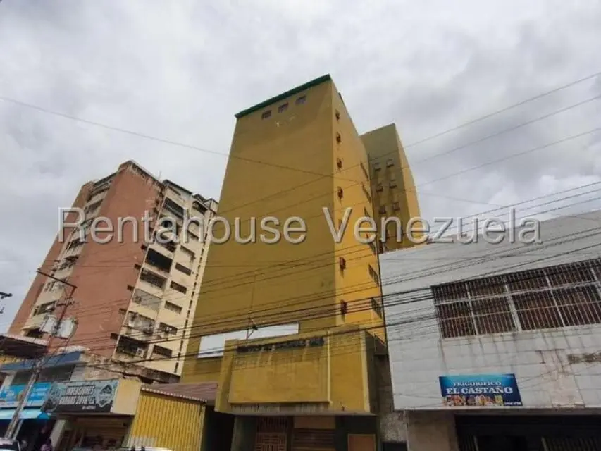 Office in Maracay - 1