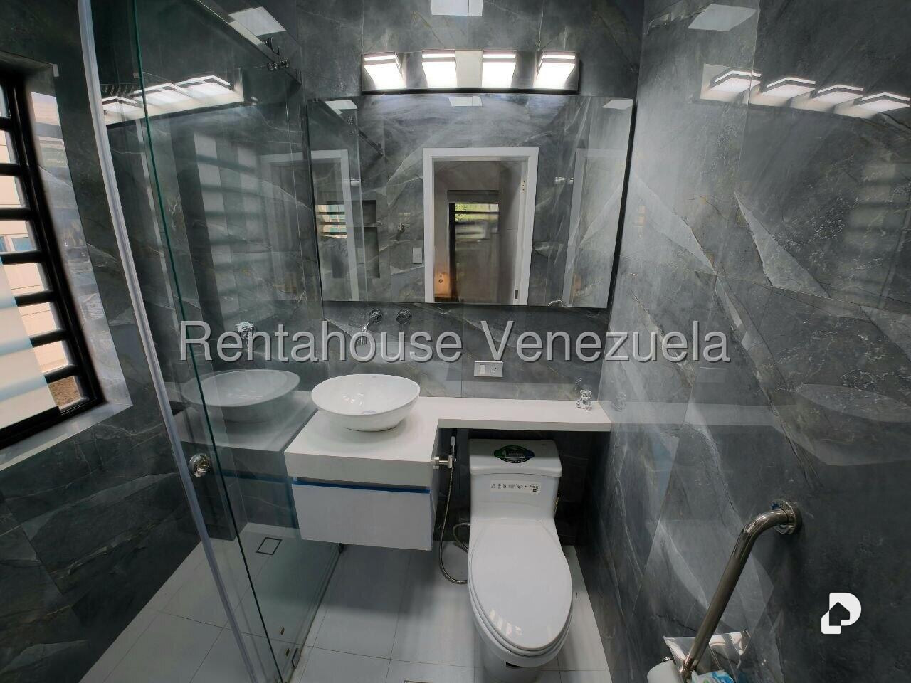 Apartamento en Altamira, Caracas – 12