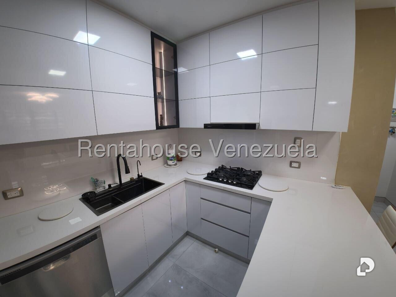 Apartamento en Altamira, Caracas – 19
