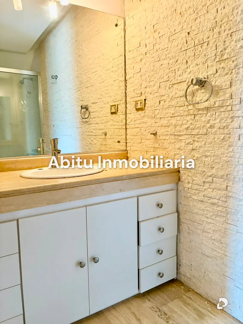 Apartment in Oripoto, Caracas – 12