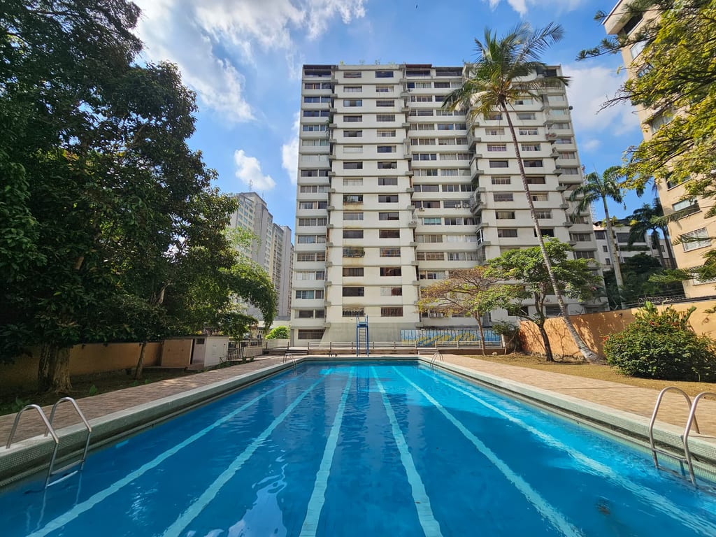 Apartamento en Los Palos Grandes, Caracas - 1