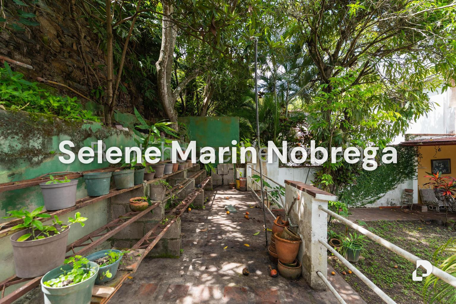 House in El Cafetal, Caracas – 22