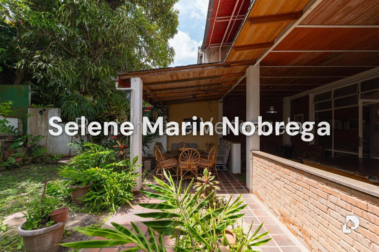 House in El Cafetal, Caracas – 25