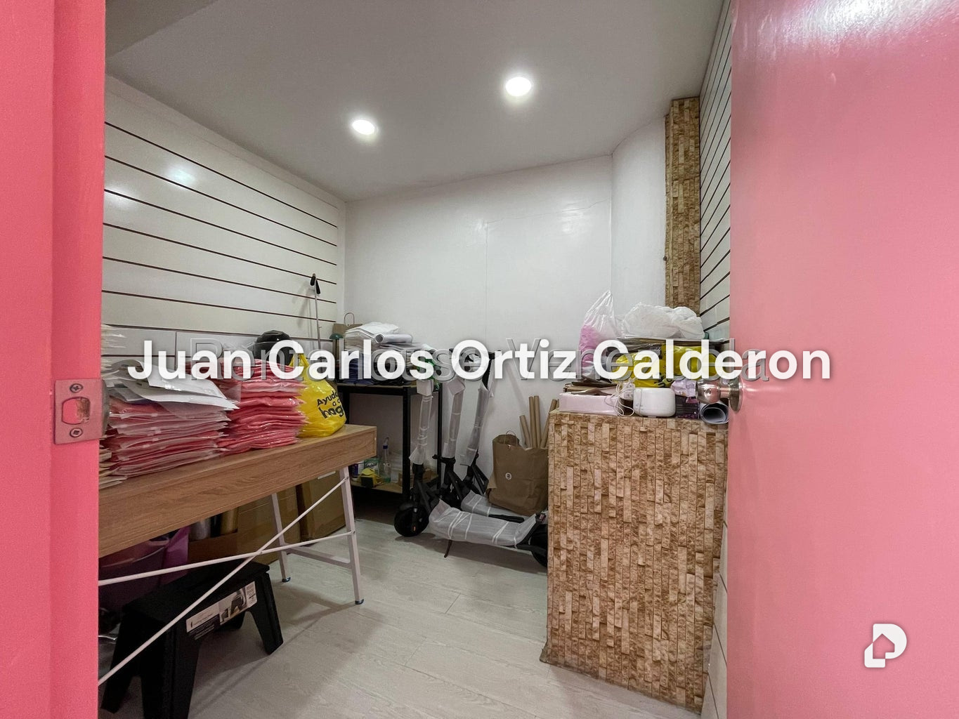 Local comercial en Los Samanes, Caracas – 12