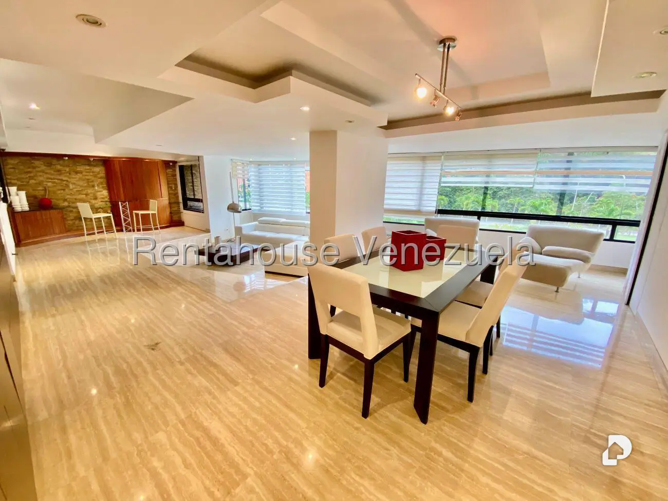 Apartamento en Lomas de La Lagunita, Caracas – 2