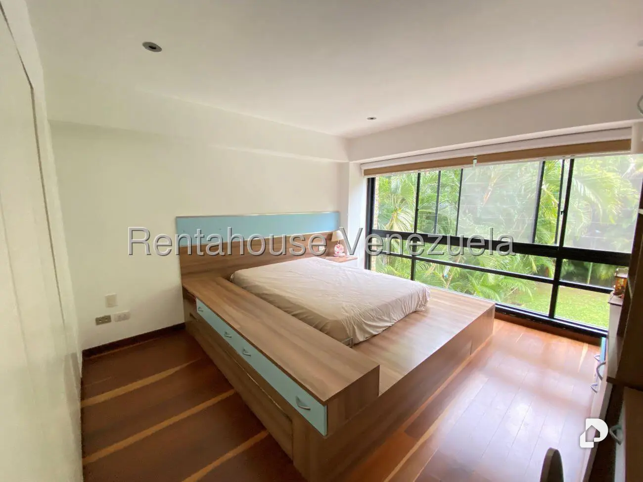 Apartamento en Lomas de La Lagunita, Caracas – 24