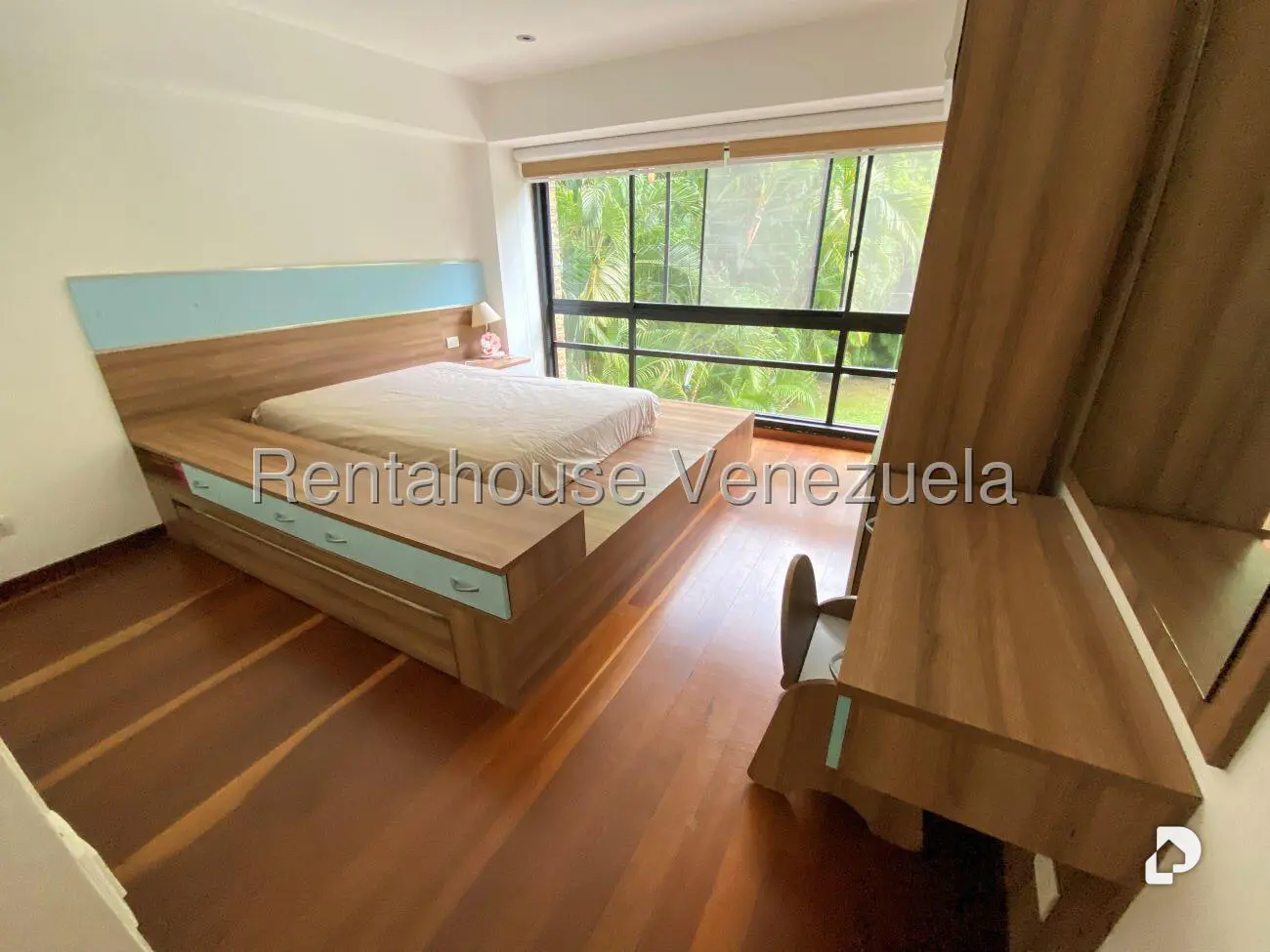 Apartamento en Lomas de La Lagunita, Caracas – 25