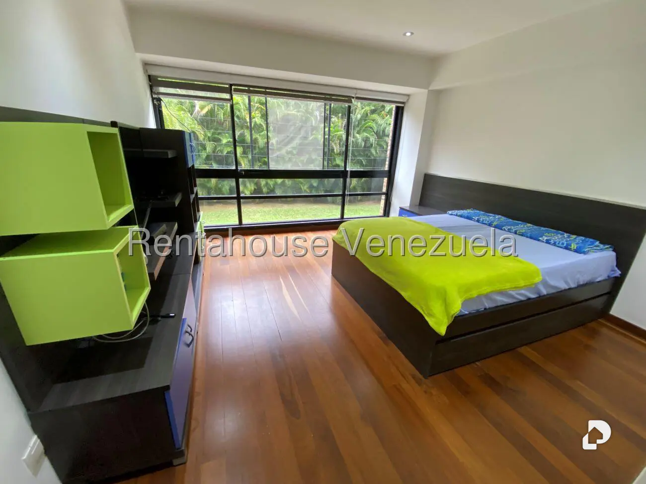 Apartamento en Lomas de La Lagunita, Caracas – 20