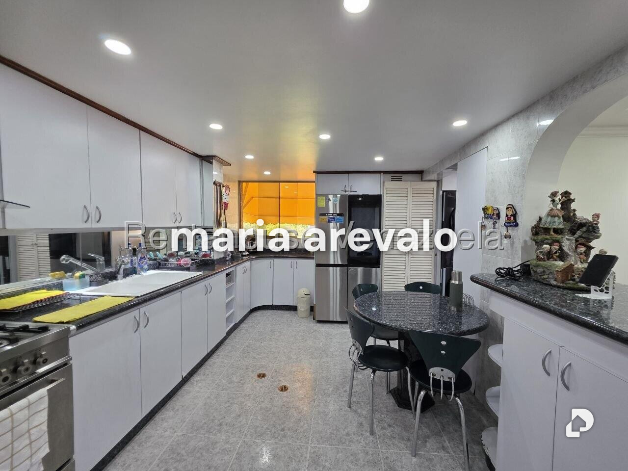Apartment in Macaracuay, Caracas – 13