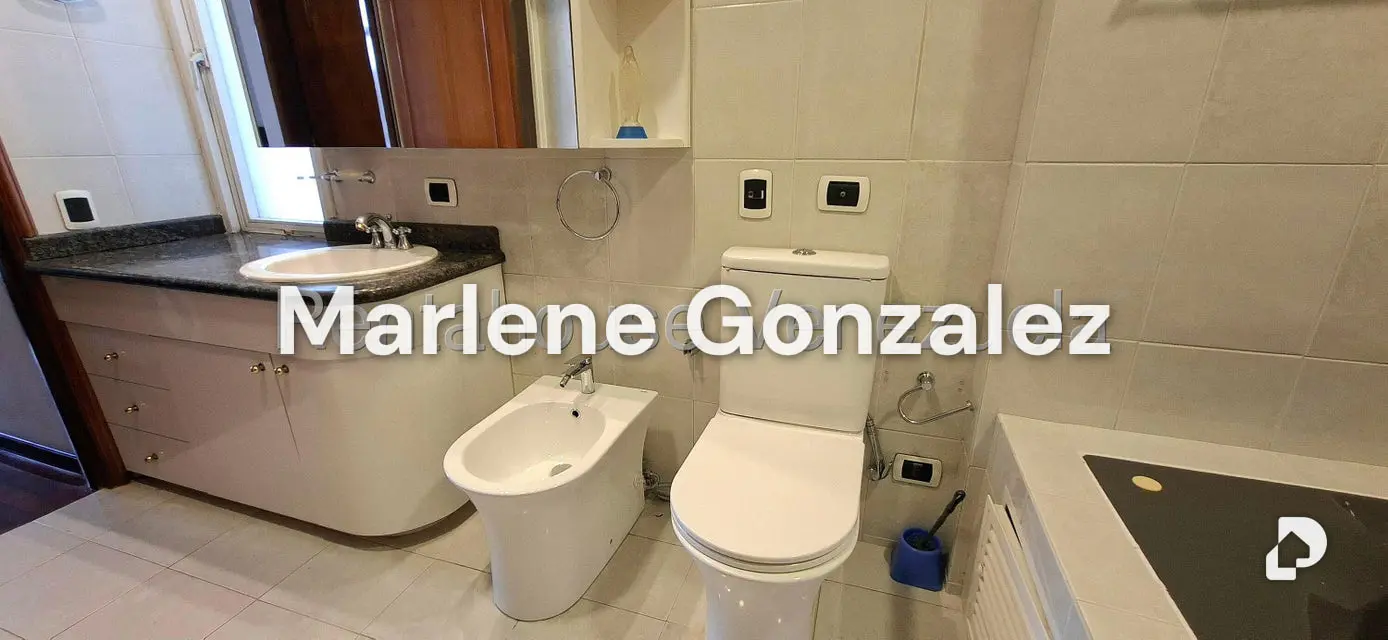 Apartamento en La Florida, Caracas – 17