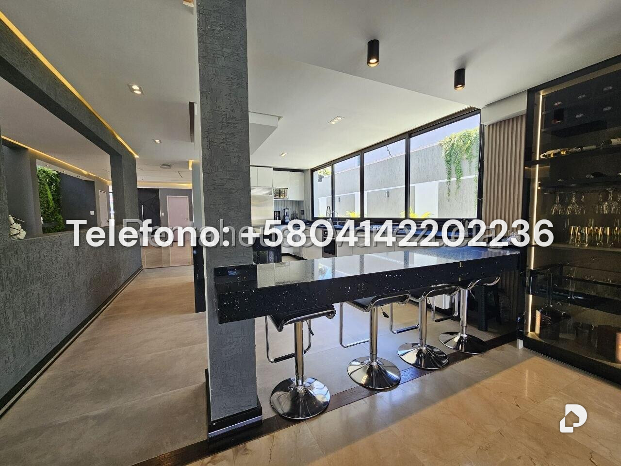 Casa en Prados del Este, Caracas – 13