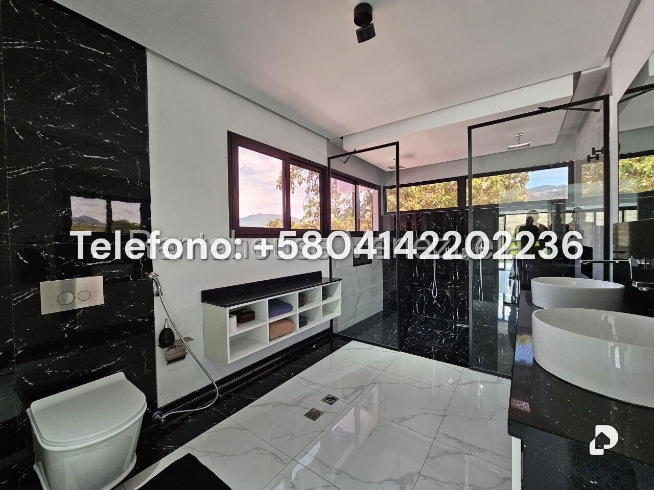 Casa en Prados del Este, Caracas – 22