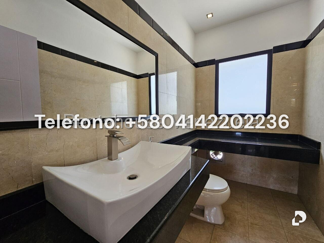 Casa en Prados del Este, Caracas – 32